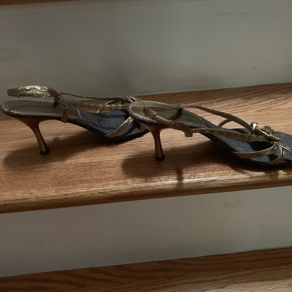 Bandolino leather gold heels - Picture 3 of 5